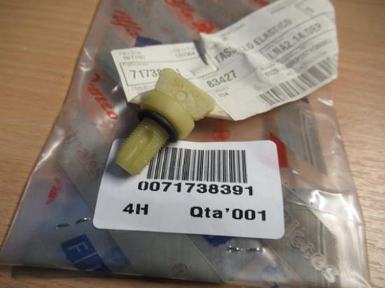 71738391 Plug voor radiateur