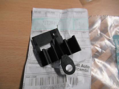 71739454 Veertje dakraam linkerzijde