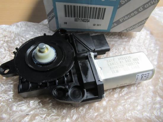 71740204 Motor raammechaniek deur rechter voorzijde