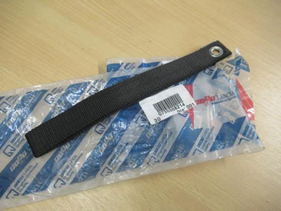 735308214 Handgreep achterklep