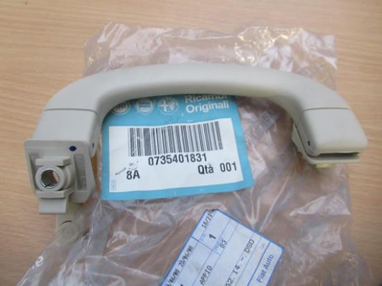 735401831 Handgreep voorzijde