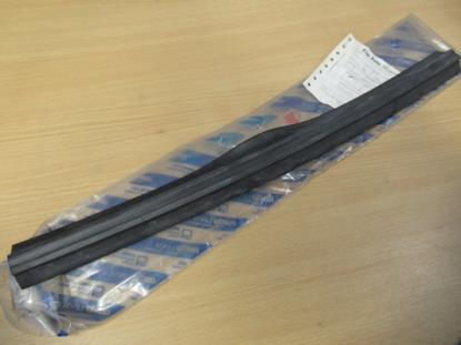 46720857 Raam geleidingrubber deur voorzijde