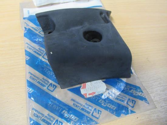 46720940 Pakking deur linker voorzijde