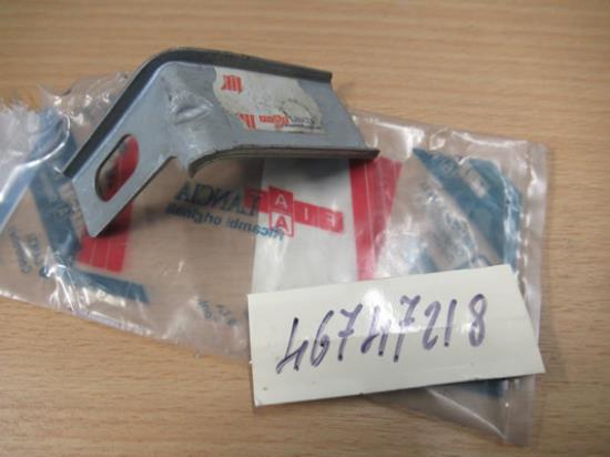 46747218 Beugel voorscherm linkerzijde