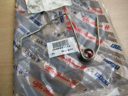 46823174 Veer motorkap