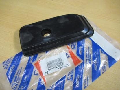 46823953 Sierstuk rechter voorzijde / linker achterzijde