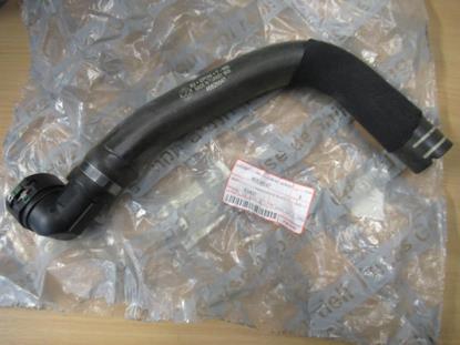 46826547 Bovenste radiateurslang 1.9 JTD