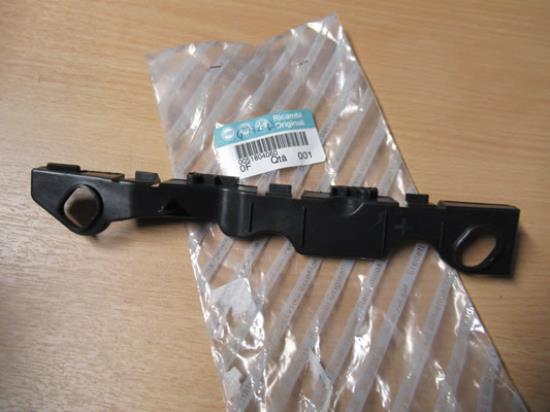 51804060 Bumpersteun rechterzijde