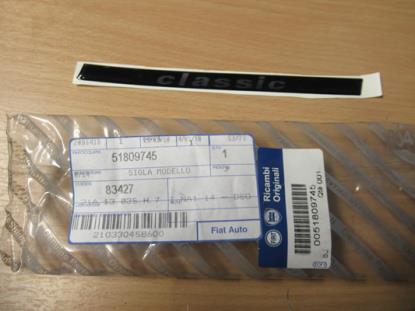 51809745 Embleem Classic