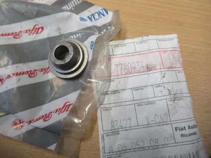 7780934 Bovenste schotel