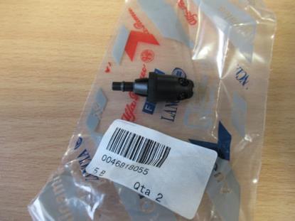 46818055 Ruitensproeikop achterruit