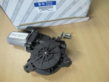 46831641 Motor raammechaniek rechterzijde