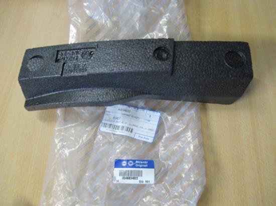 46834822 Stootblok voorbumper linkerzijde