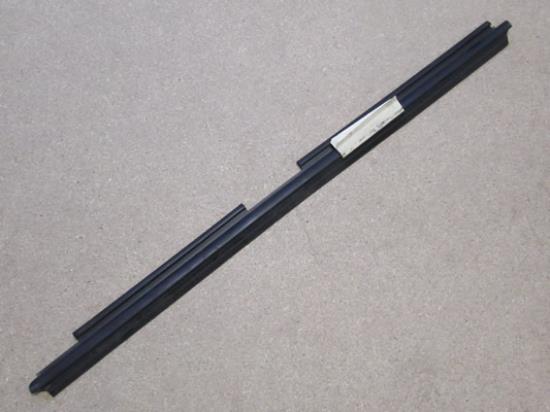 7697894 Raamrubber geleiding linksvoor