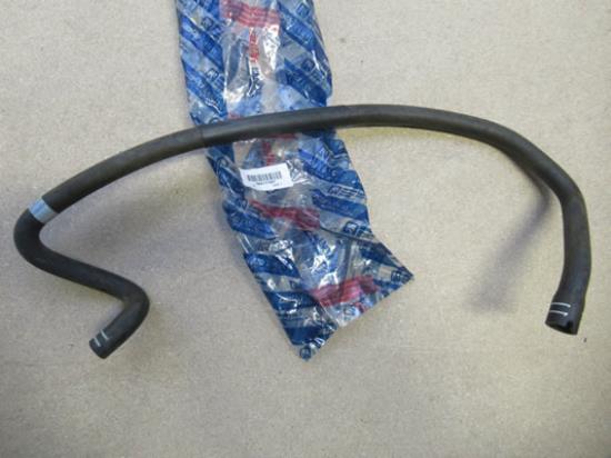 46417780 Slang naar koelvloeistofreservoir