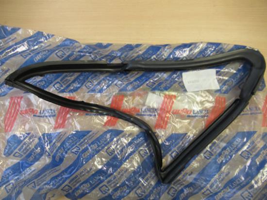 5936338 Profielrubber deur rechter voorzijde