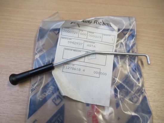 5942937 Slotstang voorzijde