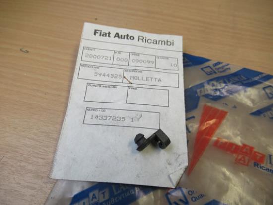 5944525 Veertje deur