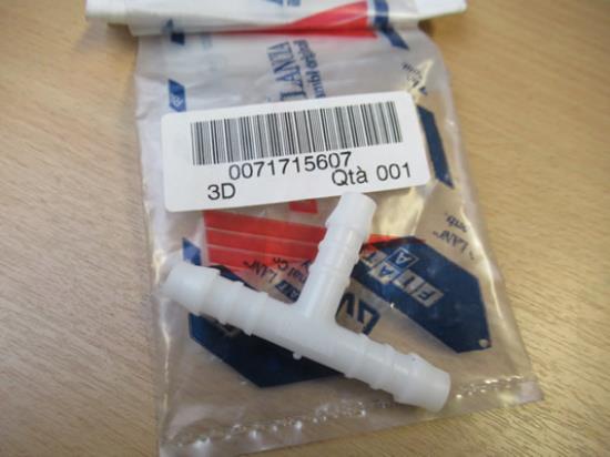 71715607 Aansluitstuk koplampwisser