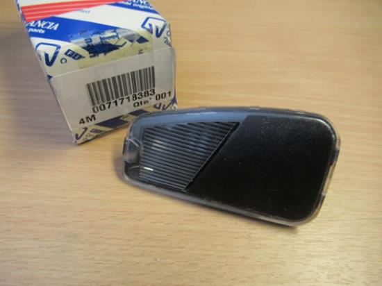 71718383 Binnenverlichting rechterzijde