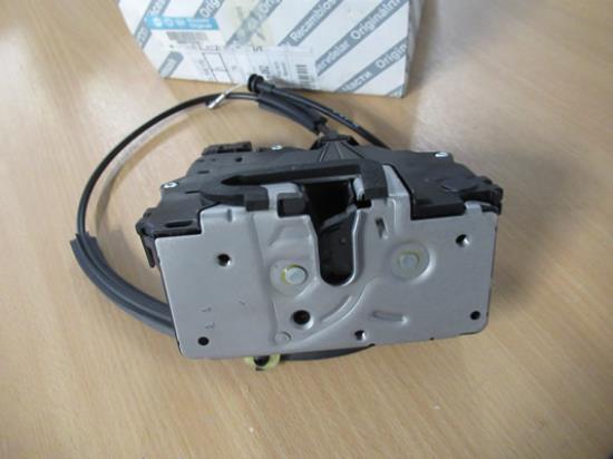 55702901 Slot deur linker voorzijde