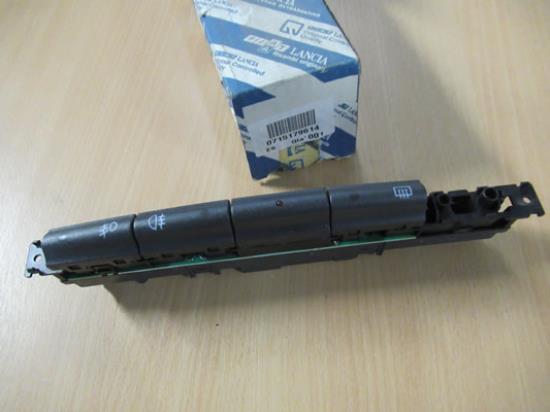 715179614 Bedieningspaneel