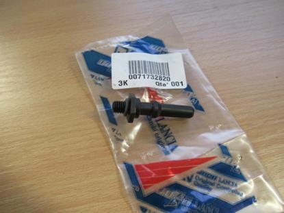 71732820 Aansluitstuk radiateur