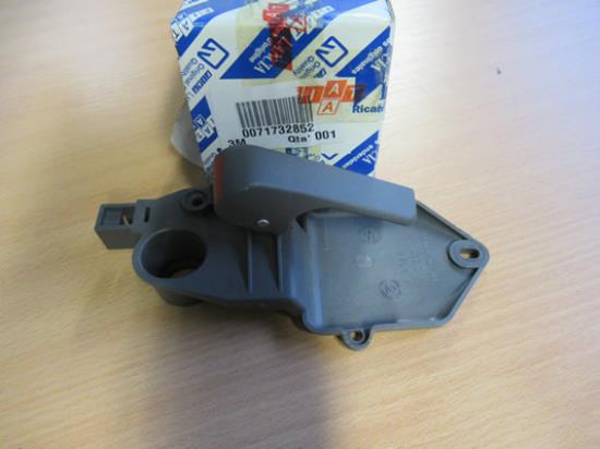 71732852 Deurgreep binnenzijde linkerkant