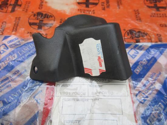 190170808 Steun deur linker voorzijde