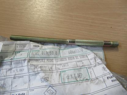 60665570 Afstandstuk M8