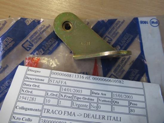 60811316 Beugel 1.8 16V