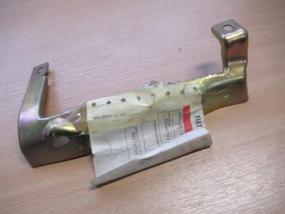 82460703 Beugel mistlamp rechterzijde