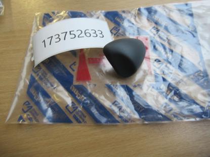 173752633 Plug stoel linkerzijde