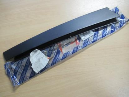 46784983 B-stijl sierstuk linkerzijde