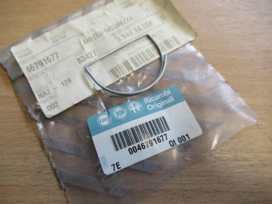 46791677 Borgring armleuning