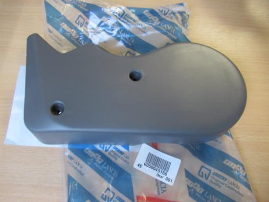 50045156 Sierstuk stoel linker voorzijde