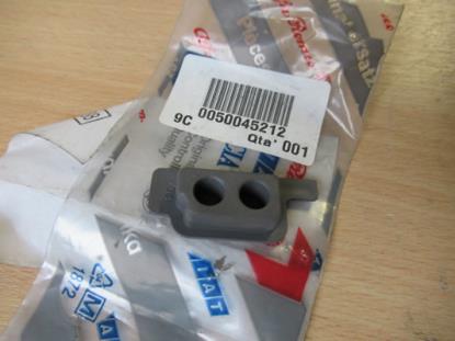 50045212 Plug stoel rechter voorzijde