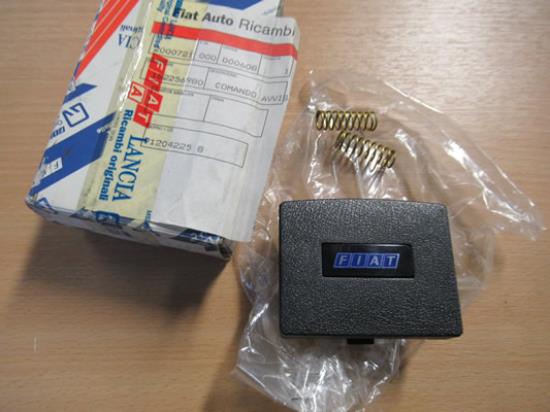 182256980 Claxonbediening