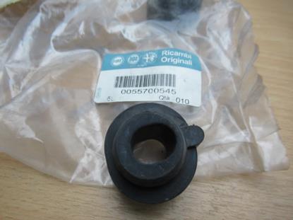 55700545 Montage rubber radiateur