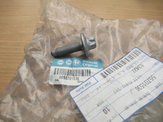 55701536 Bout M10 x 1.5 x 30