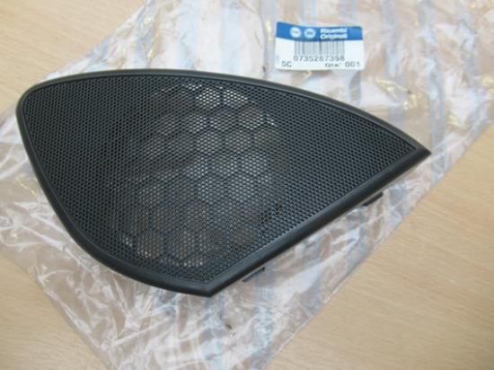 735267398 Speakerkap rechterzijde