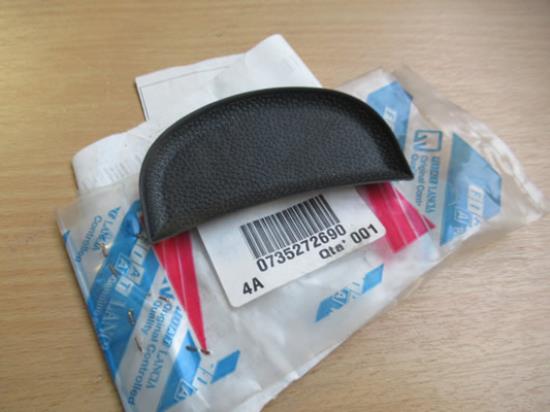 735272690 Bekleding middenconsole