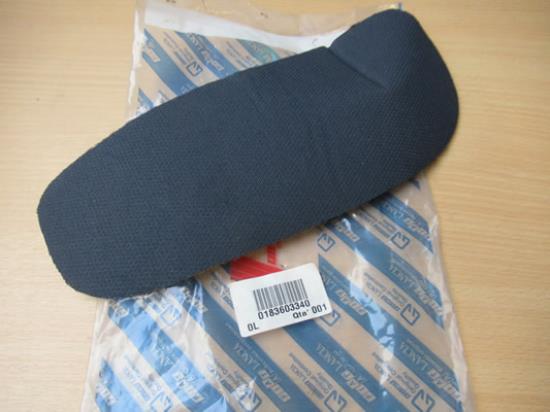 183603340 Afdekkap stoel voorzijde