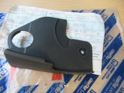 183624762 Sierstuk stoel voorzijde