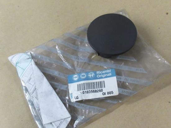 183668260 Voorstoel plug