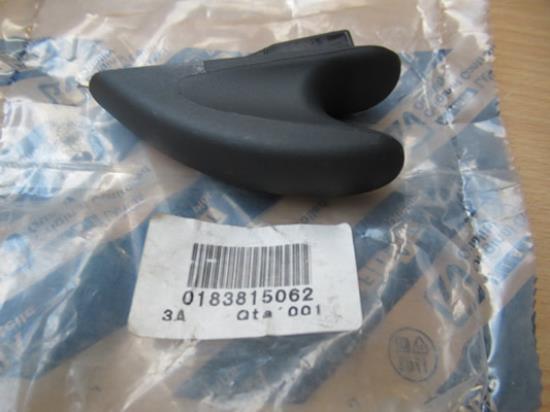 183815062 Hendel stoel voorzijde