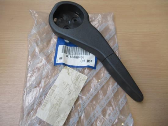 183880460 Hendel stoel linker voorzijde