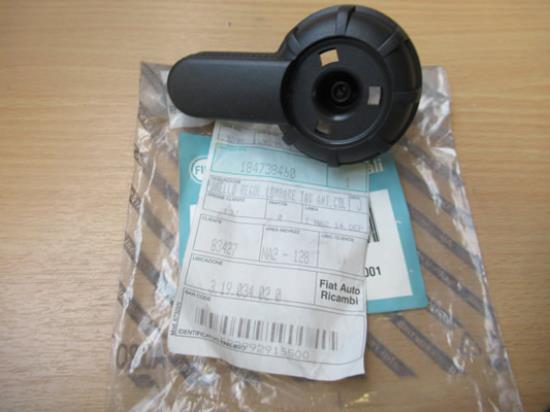 184738460 Hendel stoel voorzijde