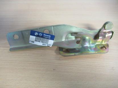 46782383 Scharnier motorkap rechterzijde