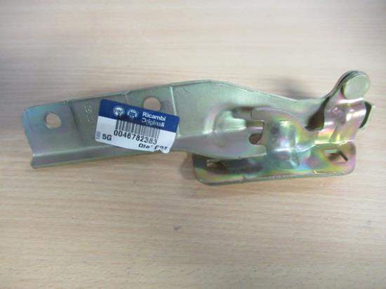 46782383 Scharnier motorkap rechterzijde